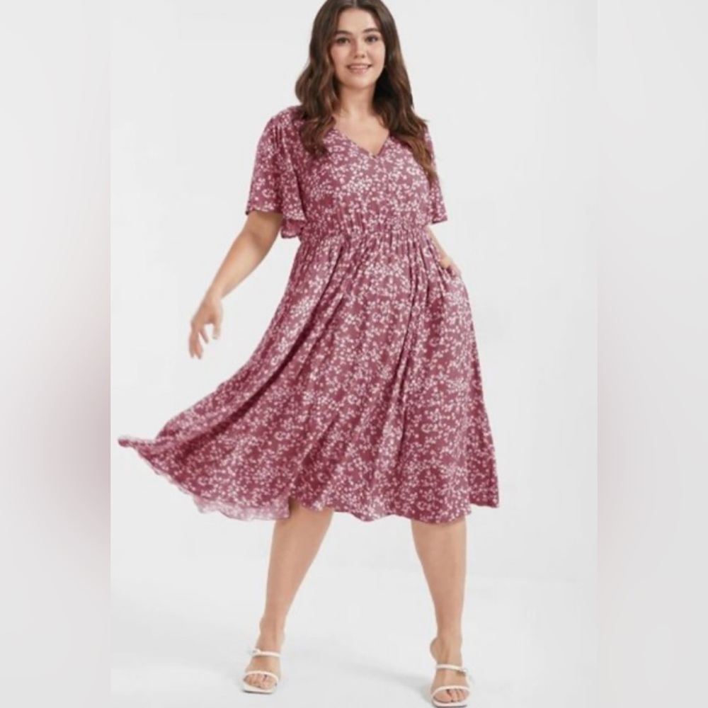 NWOT Bloomchic Dress Ditsy Floral Elastic Waist Ruffles Pocket Knee Dress 12